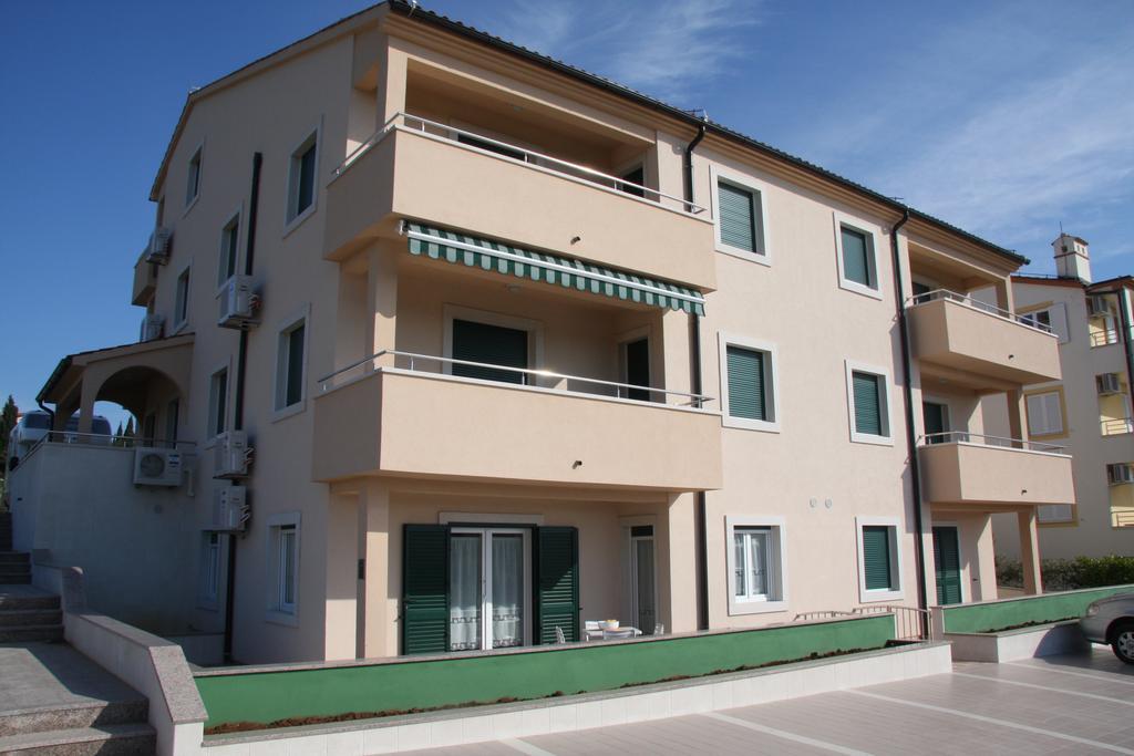 Apartment Anethum Premantura Exterior foto